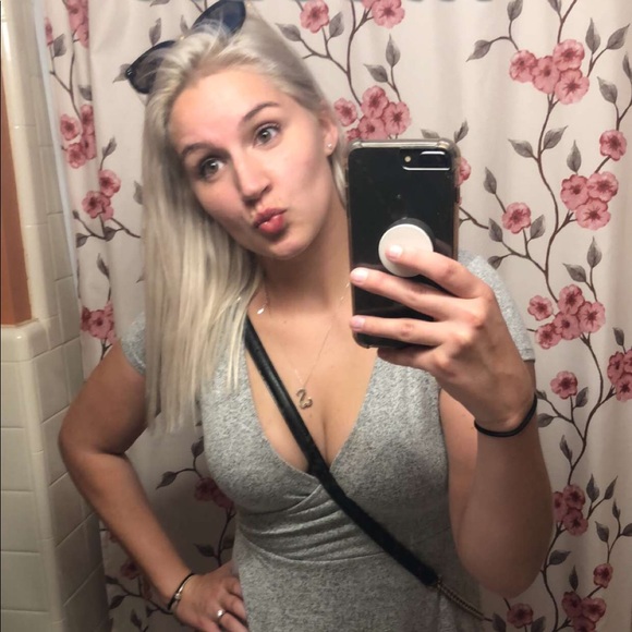 Meet your Posher, Leah - Picture 1 of 1